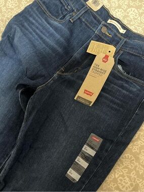 Levi's high-rise straight leg jeans, Size 12/W 28